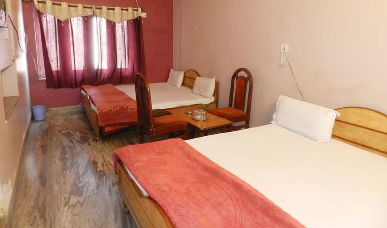 Hotel Lovely Аджмер Экстерьер фото